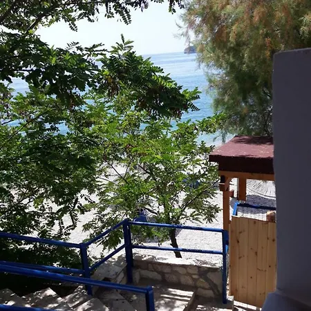 Beleris Guest house Himare