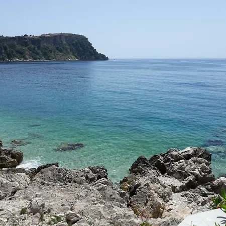 Beleris Guest house Himare