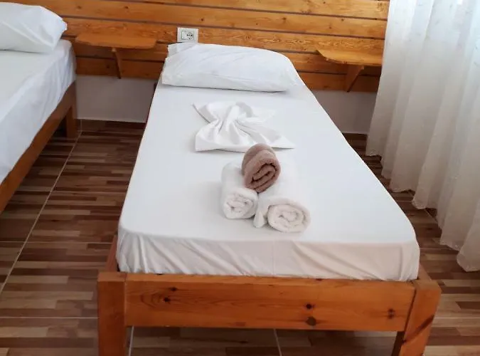 Guest house Beleris Himare