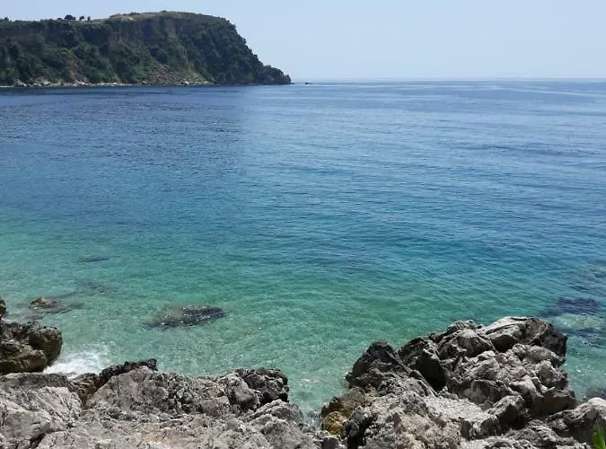 Beleris Guest house Himare